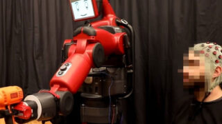 محققان دانشگاه MIT رباتی با امواج مغز کنترل