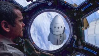 SpaceX انسان فضا فرستد