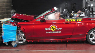 آزمایش تصادف خودرو مرسدس C-Class Cabriolet 2017