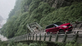 اتومبیل Range Rover Sport مسیر اژدها