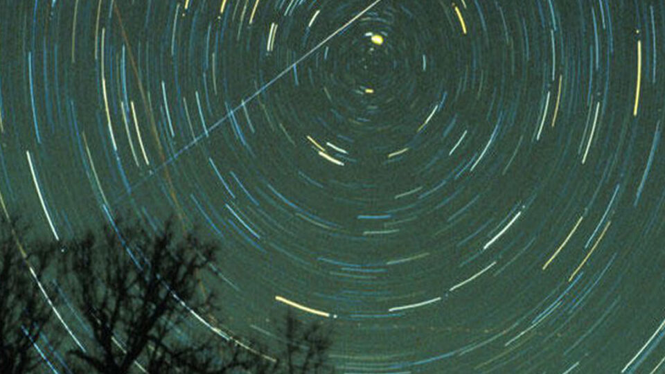 زمان بارش شهابی لیئونید