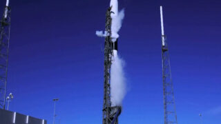 اندازی ماهواره GPS III SV01 با راکت Falcon 9