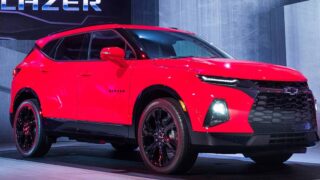 اتومبیل 2019 Chevrolet Blazer RS با گوناگون