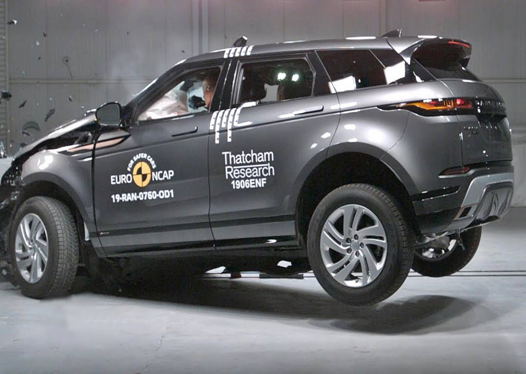 تست تصادف خودرو رنج روور EVOQUE 2020