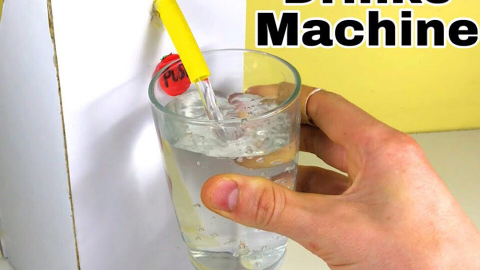 نحوه ساخت یک دستگاه توزیع کننده آب خودکار