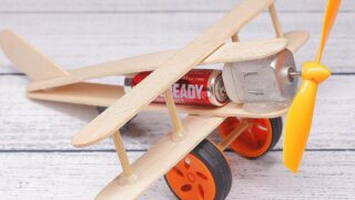 ساخت هواپیمای اسباب بازی با چوب بستنی موتور DC